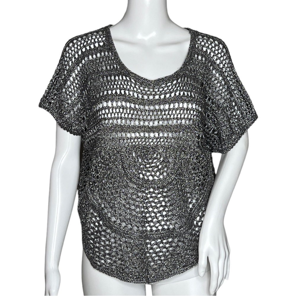 Mudd Open Knit Sweater Gray Silver Threading Medallion Knit Short Sleeve
